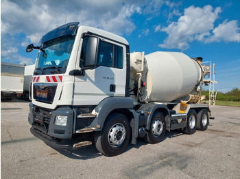 Camião betoneira LIEBHERR