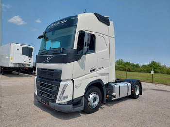 Tractor VOLVO FH13