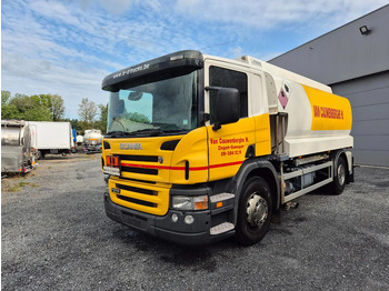 Caminhão tanque SCANIA P 270