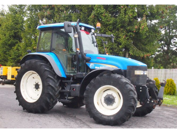 Trator NEW HOLLAND TM