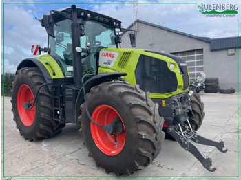 Trator CLAAS Axion 810