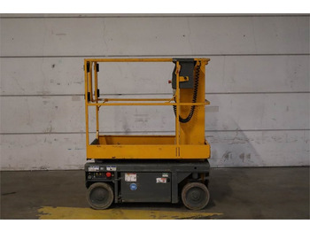 Plataforma de mastro vertical HAULOTTE