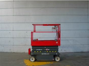 Plataforma de Tijera/ Plataforma de tesoura SKYJACK