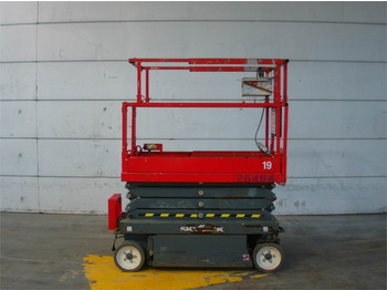 Plataforma de Tijera/ Plataforma de tesoura SKYJACK