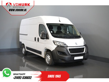 Furgão compacto PEUGEOT Boxer