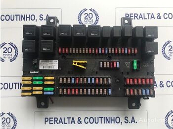 Fusível por Camião VOLVO Fuse box 20568055/   VOLVO FH: foto 1