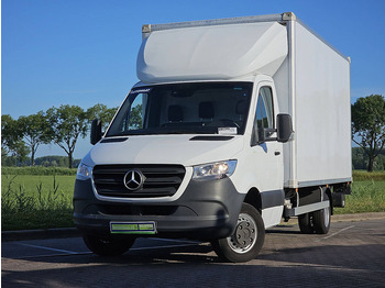 Carrinha de contentor MERCEDES-BENZ Sprinter 516