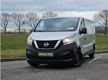 Furgão compacto NISSAN
