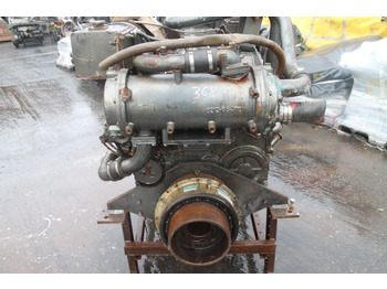 Motor por Equipamento industrial Komatsu SD140 / EM665A-A: foto 4