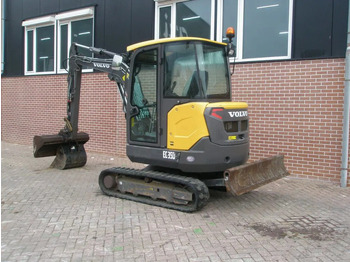 Mini escavadeira Volvo EC35D: foto 2