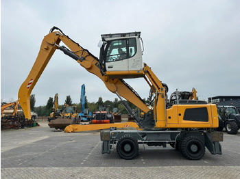 Manipulador de material LIEBHERR LH 30 M