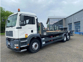 Caminhão reboque MAN TGA26.320 / SLIDING PLATEAU / WINCH / LIFT AXLE / MACHINE CARRIER / MANUAL / EURO-4 / 2007: foto 2