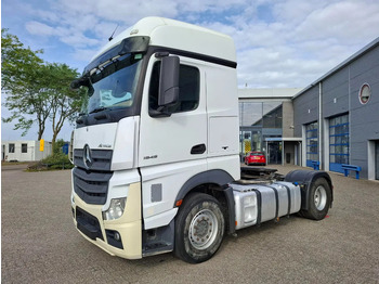 Tractor MERCEDES-BENZ Actros 1945