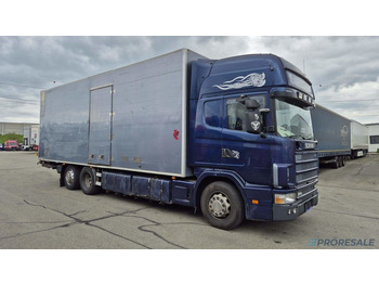 Leasing de  SCANIA R124 LB 6X2 EURO 3 - skříňový + hydraulické čelo SCANIA R124 LB 6X2 EURO 3 - skříňový + hydraulické čelo: foto 1
