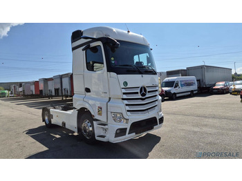 Tractor MERCEDES-BENZ Actros 1845