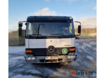 Camião de caixa aberta/ Plataforma, Camião grua Mercedes-Benz Atego 818L med 6 meter plan og kran: foto 5