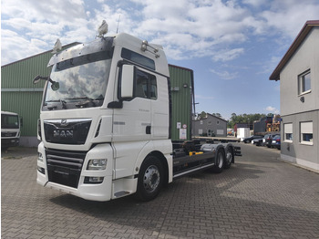 Camião chassi MAN TGX 26.460