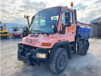 Camião UNIMOG U300