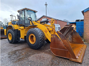 Pá carregadora de rodas CATERPILLAR 972M
