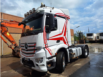 Tractor MERCEDES-BENZ Actros 1851
