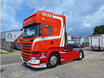 Tractor SCANIA R 450