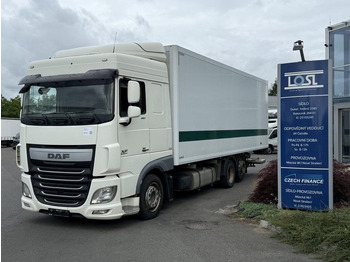 Camião furgão DAF XF 460