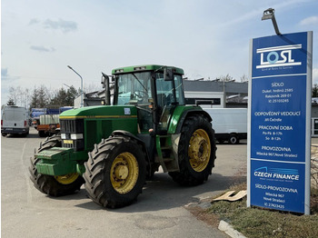 Trator JOHN DEERE 7800