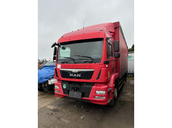 Camião de lona MAN TGM 18.340