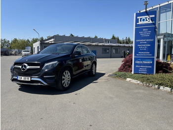 Automóvel MERCEDES-BENZ