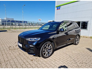 Automóvel BMW X7 M50D: foto 1