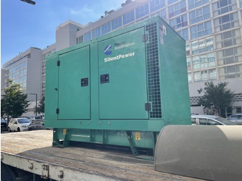 Gerador elétrico CUMMINS
