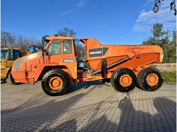 Caminhão articulado DOOSAN DA30