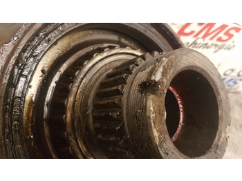 Manga de eixo por Trator New Holland Tm, Tm150 Supersteer Front Axle Steering Spindle Rhs 5179271: foto 2