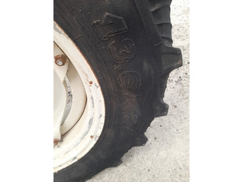 Roda completa Valtra 6400 Front Wheel And Tyre 13.6r28, 13.6r28, 12x28: foto 2