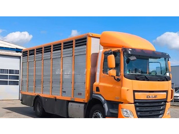 Camião transporte de gado DAF CF 400
