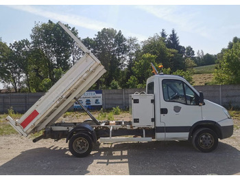 Leasing de  Iveco Daily 35C11 Kiper wywrotka Hak Bliźniak sprowadzony Iveco Daily 35C11 Kiper wywrotka Hak Bliźniak sprowadzony: foto 2