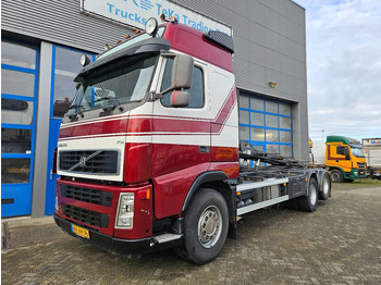 Camião com sistema de cabo VOLVO FH 520