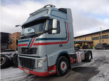 Tractor VOLVO FH16 660