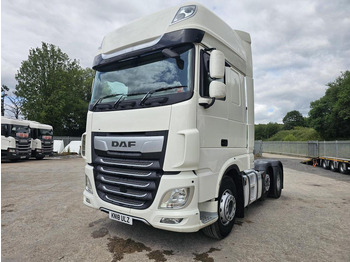 Tractor DAF XF 530