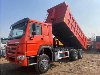 Camião basculante SINOTRUK HOWO