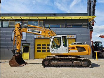 Escavadora de rastos LIEBHERR