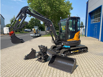 Mini escavadeira BERGER KRAUS