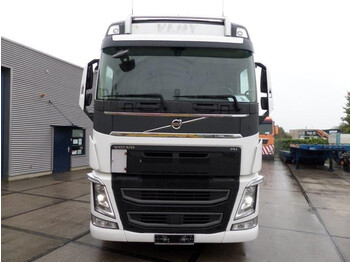 Tractor Volvo FH 540 6x2: foto 3