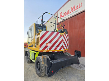 Leasing de  KOMATSU PW148-11 KOMATSU PW148-11: foto 3