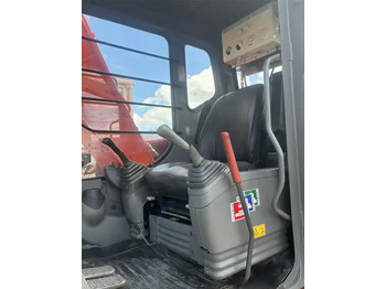 Escavadora de rastos 12 Ton Tracked Excavator Low Working Hours Hitachi Zx120 Hydraulic Excavator With Isuzu Engine In Shanghai: foto 4 Escavadora de rastos 12 Ton Tracked Excavator Low Working Hours Hitachi Zx120 Hydraulic Excavator With Isuzu Engine In Shanghai: foto 4