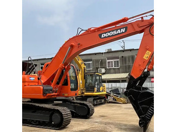 Escavadora de rastos DOOSAN DX225LC