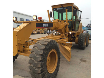 Motoniveladora CATERPILLAR 140H