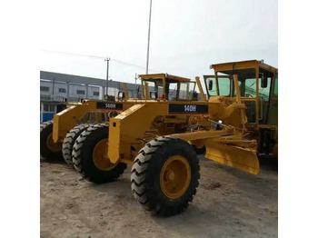 Motoniveladora CATERPILLAR 140H