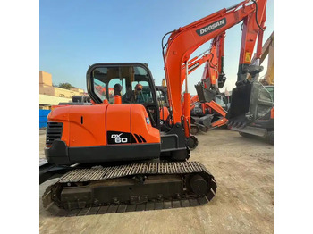 Escavadora de rastos DOOSAN DX60