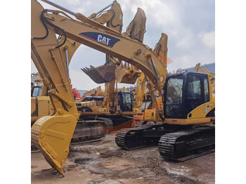 Escavadeira CATERPILLAR 320CL